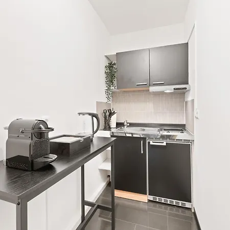 Naehe Hauptbahnhof, Fuer Zwei, Kingsize Bett, Netflix Pforzheim