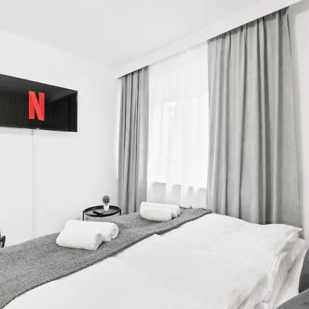 Apartman Naehe Hauptbahnhof, Kingsize Bett, H-office, Netflix Pforzheim