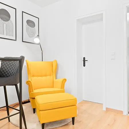 Apartment Naehe Hauptbahnhof, Fuer Zwei, Kingsize Bett, Netflix