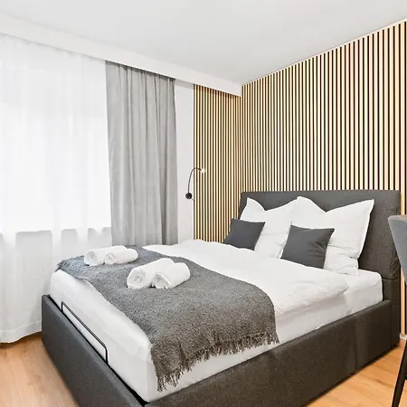 Naehe Hauptbahnhof, Fuer Zwei, Kingsize Bett, Netflix بفورتسهايم